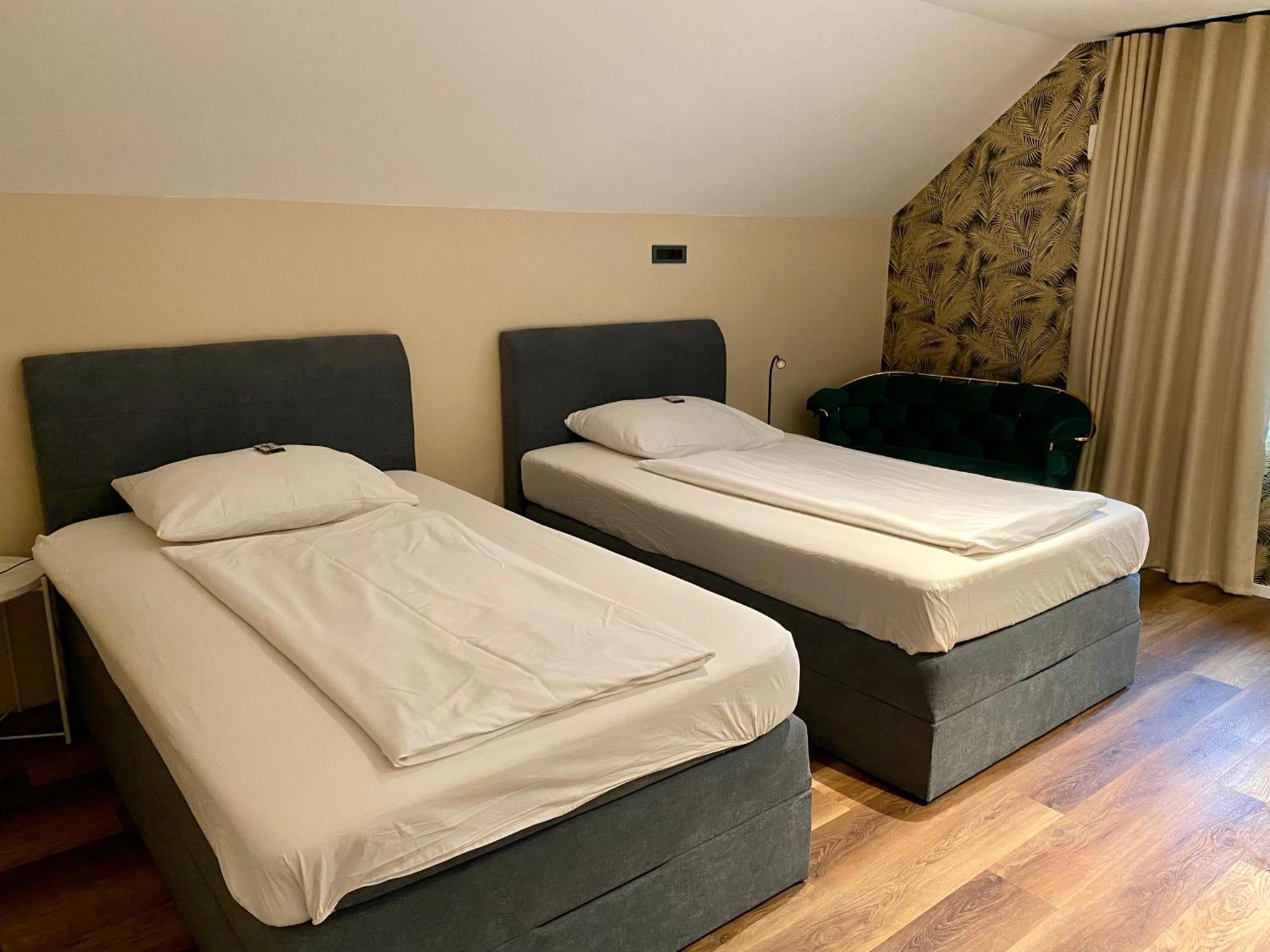 Boutique Hotel Zbilje Esterno foto